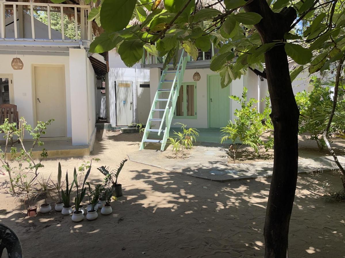 Hotel Banana Surf House Arugam Bay Exterior foto